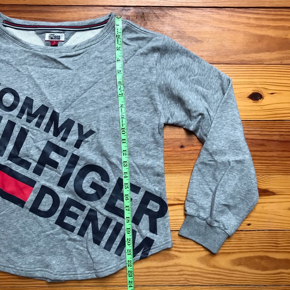 Tommy Hilfiger Gray Sweatshirt, EUC, M - Picture 6 of 12